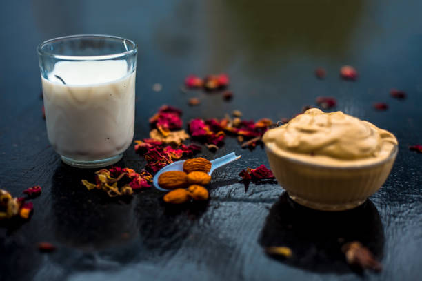 خرید شیر بادام نیمه آماده + قیمت فروش استثنایی